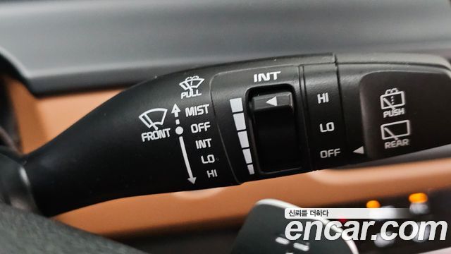 Kia Seltos Gasoline 2.0 2WD Signature 2023 — фото 32