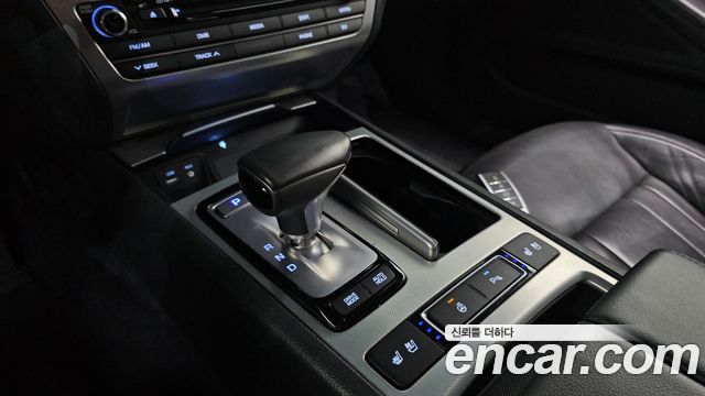 Genesis G80 3.3 GDI AWD Luxury 2017 — фото 9