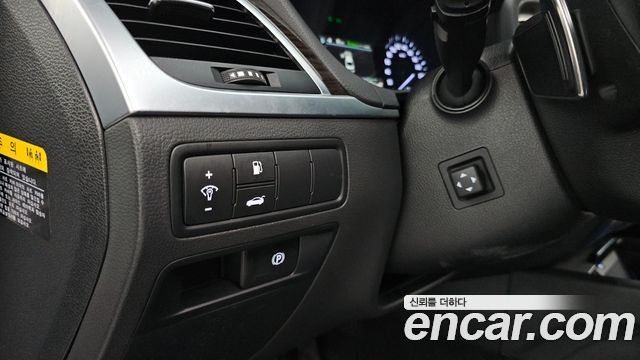 Genesis G80 3.3 GDI AWD Luxury 2017 — фото 18