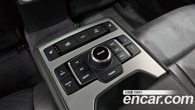 Genesis G80 3.3 GDI AWD Luxury 2017 — фото 27