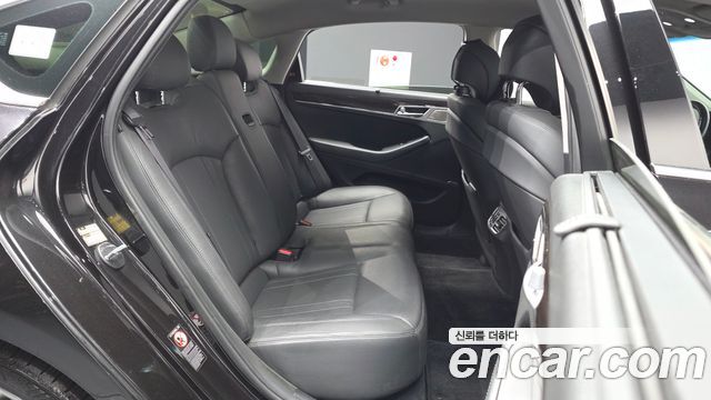 Genesis G80 3.8 GDI AWD Prestige 2018 — фото 12