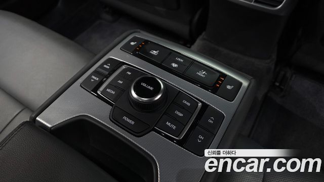 Genesis G80 3.8 GDI AWD Prestige 2018 — фото 19