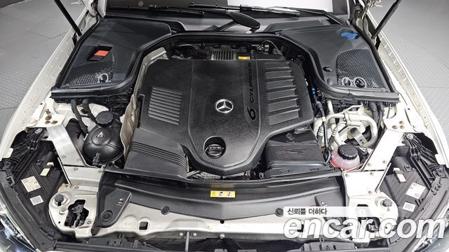 Mercedes-Benz E-Class (W213) E450 4MATIC Cabriolet 2021 — фото 6