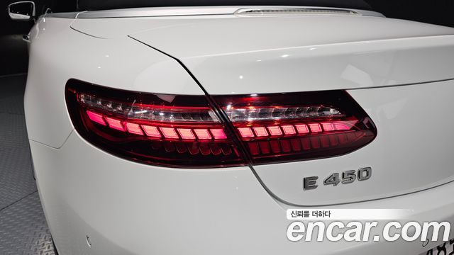 Mercedes-Benz E-Class (W213) E450 4MATIC Cabriolet 2021 — фото 23