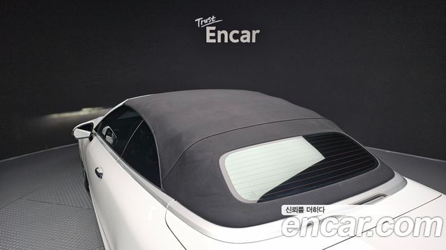 Mercedes-Benz E-Class (W213) E450 4MATIC Cabriolet 2021 — фото 31