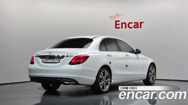Mercedes-Benz C-Class (W205) C220 d 4MATIC 2020 — фото 2