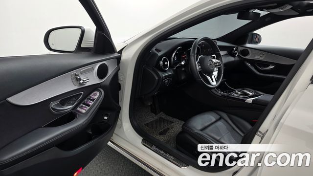 Mercedes-Benz C-Class (W205) C220 d 4MATIC 2020 — фото 10