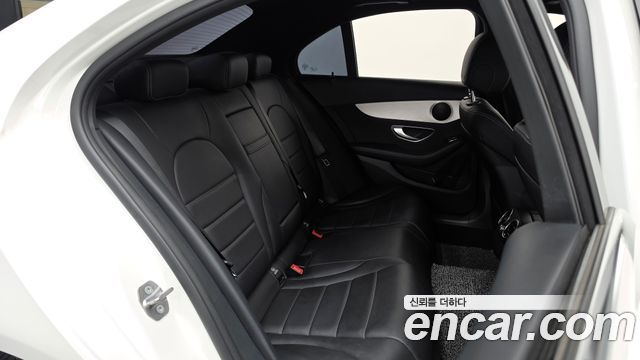 Mercedes-Benz C-Class (W205) C220 d 4MATIC 2020 — фото 11