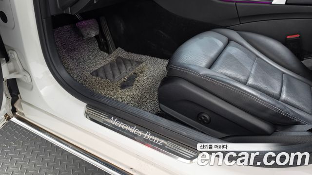 Mercedes-Benz C-Class (W205) C220 d 4MATIC 2020 — фото 19