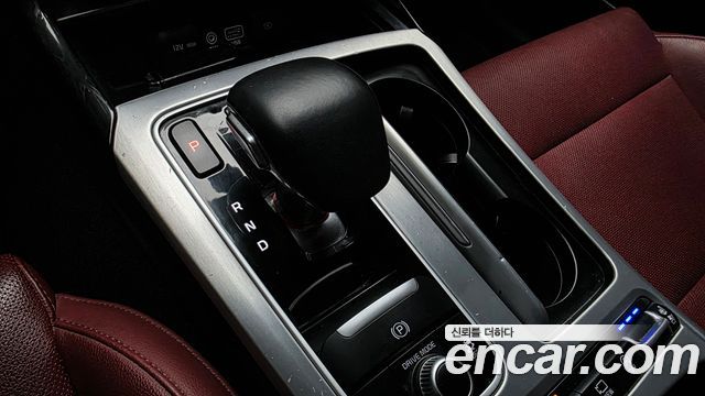 Kia Stinger 2.0 Turbo AWD Platinum 2020 — фото 9