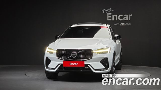 Volvo XC60 (II) B6 R-Design 2022 — фото 3