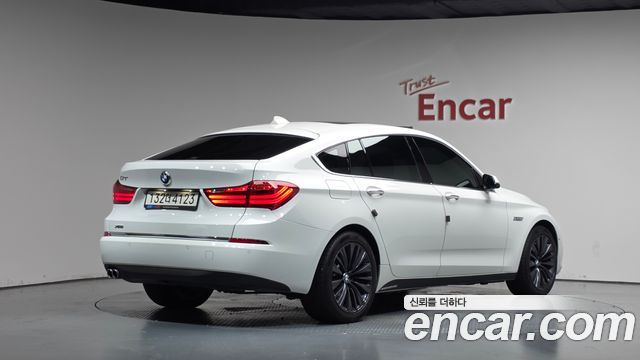 BMW 5 Series GT (F07) GT 30d xDrive 2016 — фото 2