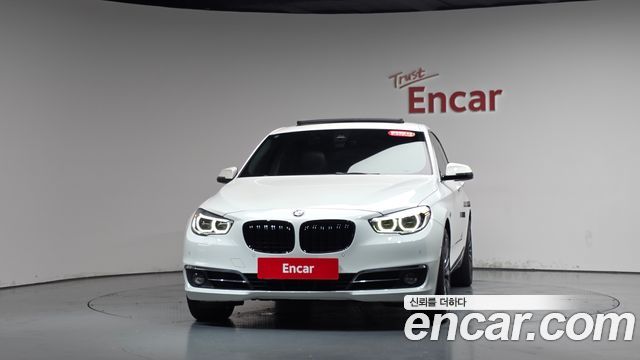BMW 5 Series GT (F07) GT 30d xDrive 2016 — фото 3