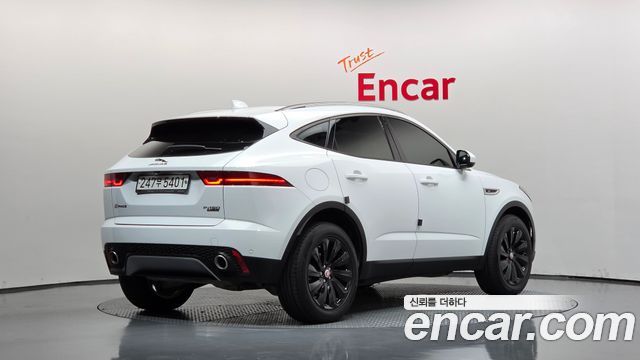 Jaguar E-PACE P250 SE 2019 — фото 2