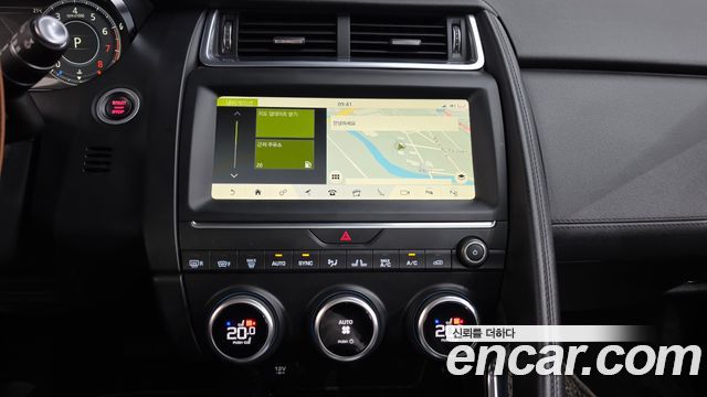 Jaguar E-PACE P250 SE 2019 — фото 12