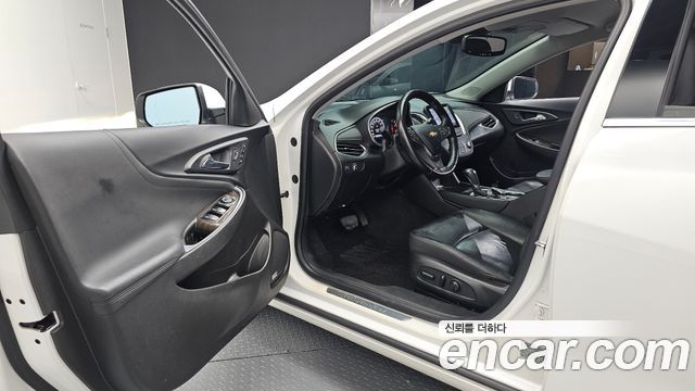 Chevrolet Malibu 1.3 Turbo Premier 2019 — фото 10