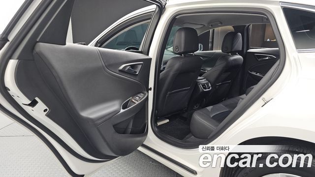Chevrolet Malibu 1.3 Turbo Premier 2019 — фото 12