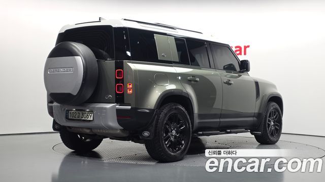 Land Rover Defender (L663) 110 D250 S 2022 — фото 2
