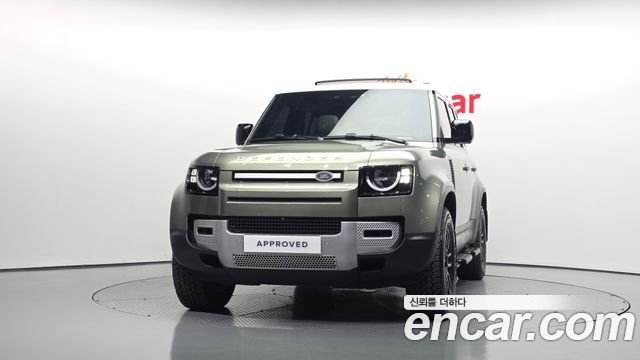 Land Rover Defender (L663) 110 D250 S 2022 — фото 3
