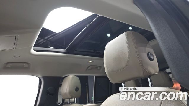 Land Rover Defender (L663) 110 D250 S 2022 — фото 18
