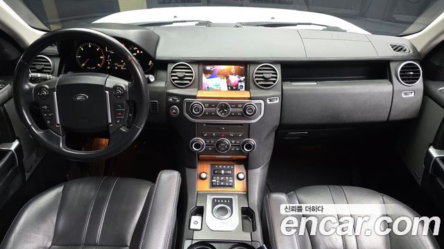 Land Rover Discovery 4 3.0 SDV6 SE 2016 — фото 7