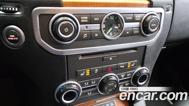 Land Rover Discovery 4 3.0 SDV6 SE 2016 — фото 15