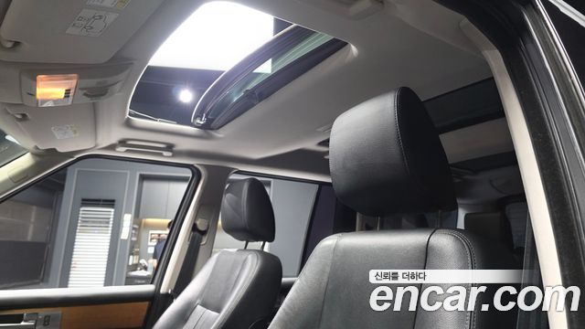 Land Rover Discovery 4 3.0 SDV6 SE 2016 — фото 18
