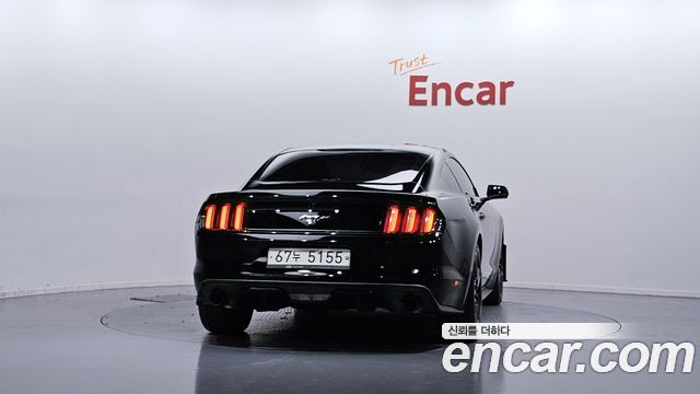 Ford Mustang Coupe 2015 — фото 4