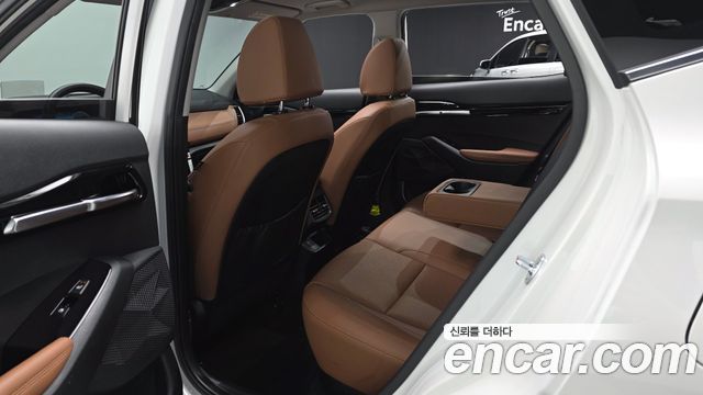 Kia Seltos Gasoline 1.6 Turbo 4WD Gravity 2025 — фото 11