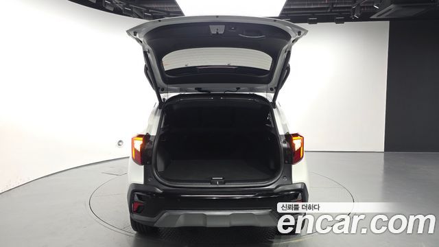 Kia Seltos Gasoline 1.6 Turbo 4WD Gravity 2025 — фото 31