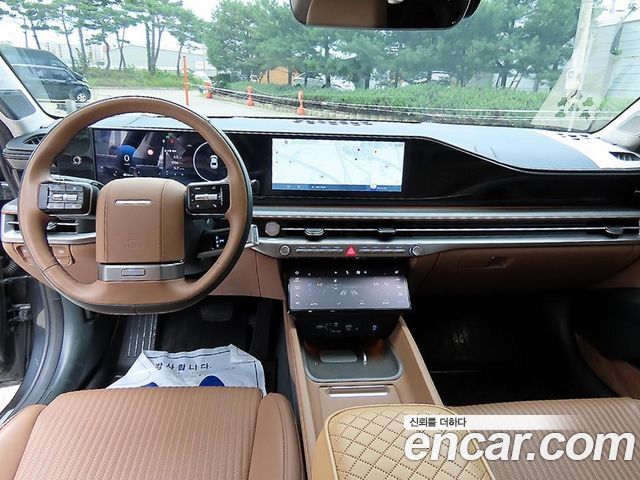 Hyundai Grandeur (GN7) 2,5 Gasoline 2WD Calligraphy 2024 — фото 7