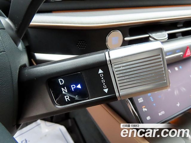 Hyundai Grandeur (GN7) 2,5 Gasoline 2WD Calligraphy 2024 — фото 15