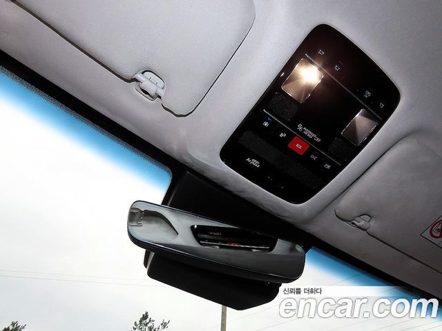 Hyundai Grandeur (GN7) 2,5 Gasoline 2WD Calligraphy 2024 — фото 19