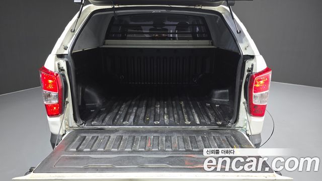 KG Mobility (SsangYong) Rexton Sports Diesel 2.2 2WD Adventure 2019 — фото 24