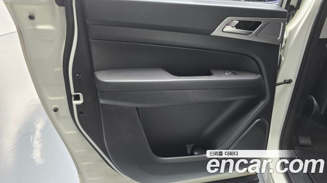 KG Mobility (SsangYong) Rexton Sports Diesel 2.2 2WD Adventure 2019 — фото 31