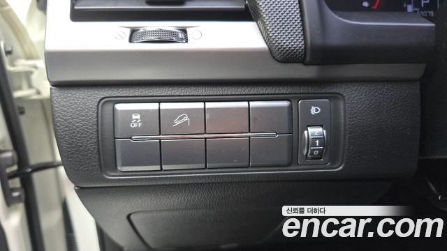 KG Mobility (SsangYong) Rexton Sports Diesel 2.2 2WD Adventure 2019 — фото 34