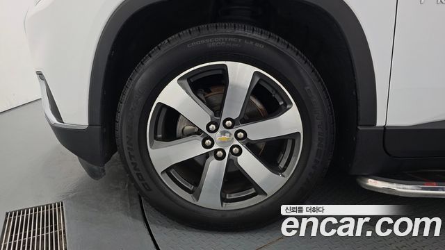 Chevrolet Traverse 3.6 AWD LT Leather Premium 2019 — фото 5