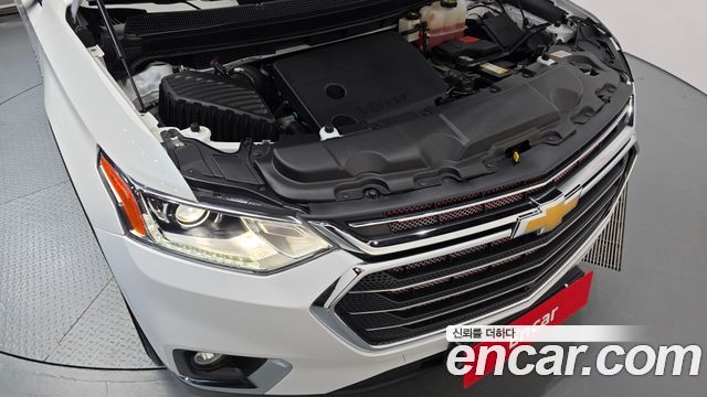 Chevrolet Traverse 3.6 AWD LT Leather Premium 2019 — фото 6