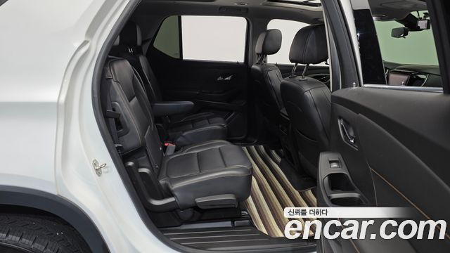 Chevrolet Traverse 3.6 AWD LT Leather Premium 2019 — фото 12
