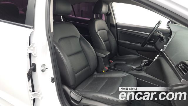 Hyundai Avante (AD) 1.6 Smart 2020 — фото 11