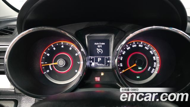 KG Mobility (SsangYong) Tivoli Armor Gear Edition 2WD 2018 — фото 8