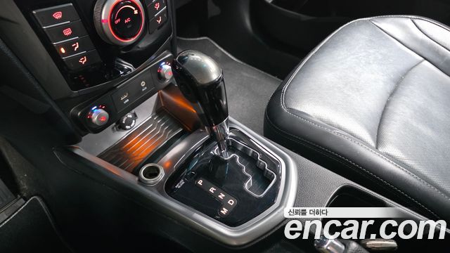 KG Mobility (SsangYong) Tivoli Armor Gear Edition 2WD 2018 — фото 9