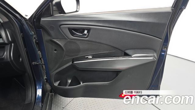 KG Mobility (SsangYong) Tivoli Armor Gear Edition 2WD 2018 — фото 24