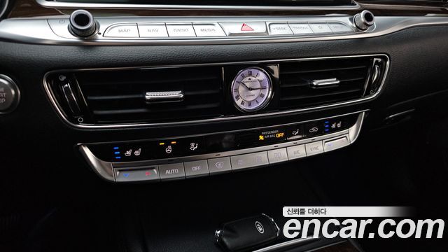 Kia K9 3.8 GDI AWD PlatinumⅡ 2019 — фото 23