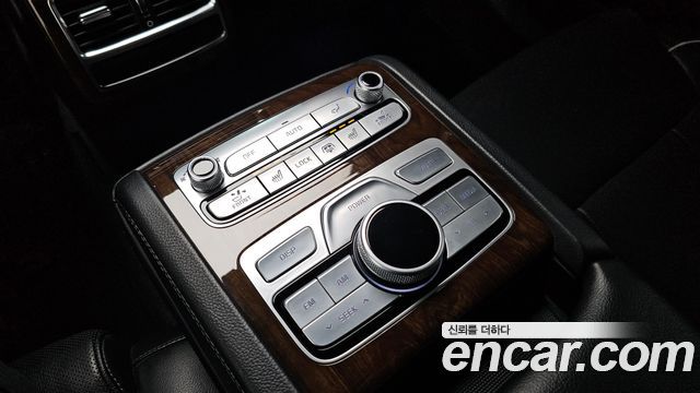 Kia K9 3.8 GDI AWD PlatinumⅡ 2019 — фото 35