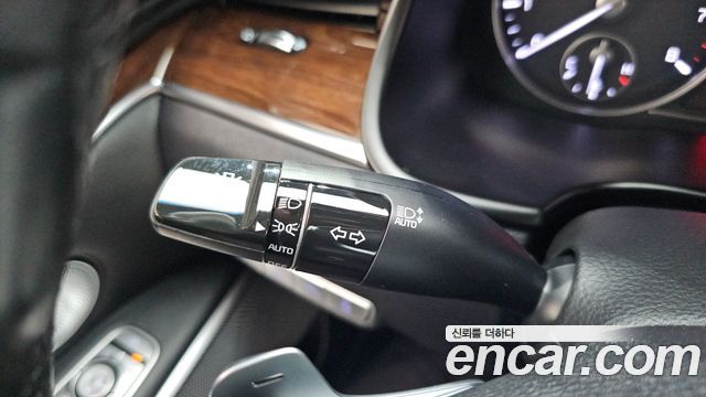 Kia K9 3.8 GDI AWD PlatinumⅡ 2019 — фото 39