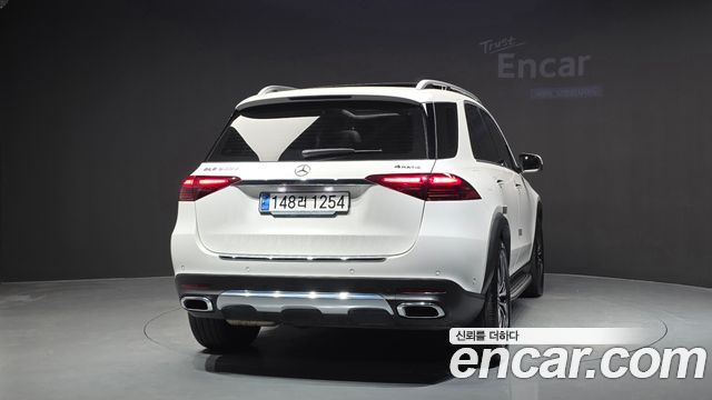 Mercedes-Benz GLE-Class (W167) GLE300d 4MATIC 2023 — фото 4