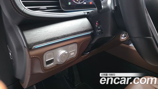 Mercedes-Benz GLE-Class (W167) GLE300d 4MATIC 2023 — фото 33