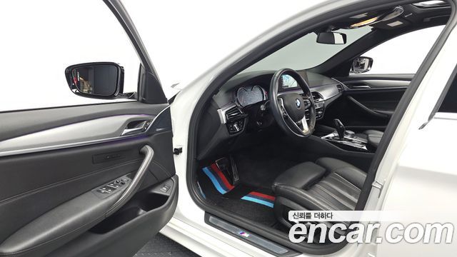 BMW 5 Series (G30) 530i M Sport Package 2018 — фото 10