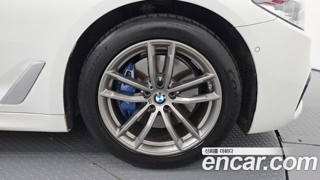 BMW 5 Series (G30) 530i M Sport Package 2018 — фото 21